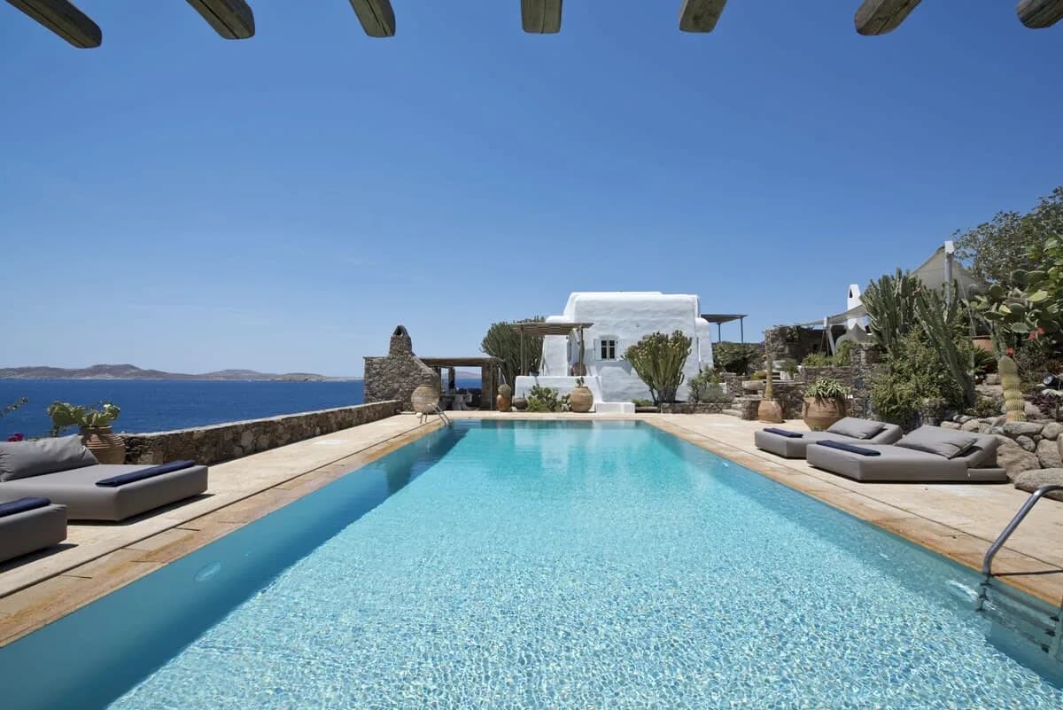 Romantic Ocean Villa with Private Pool photo 2