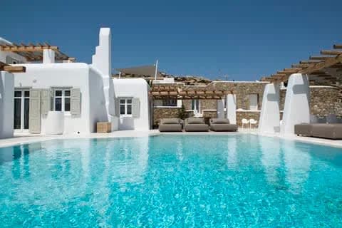 Luxury 8 Bedroom Villa with Pool
