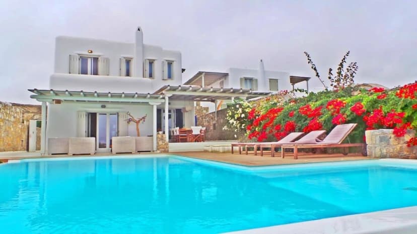 The Magnificent Villa in Between with Elegant Pool