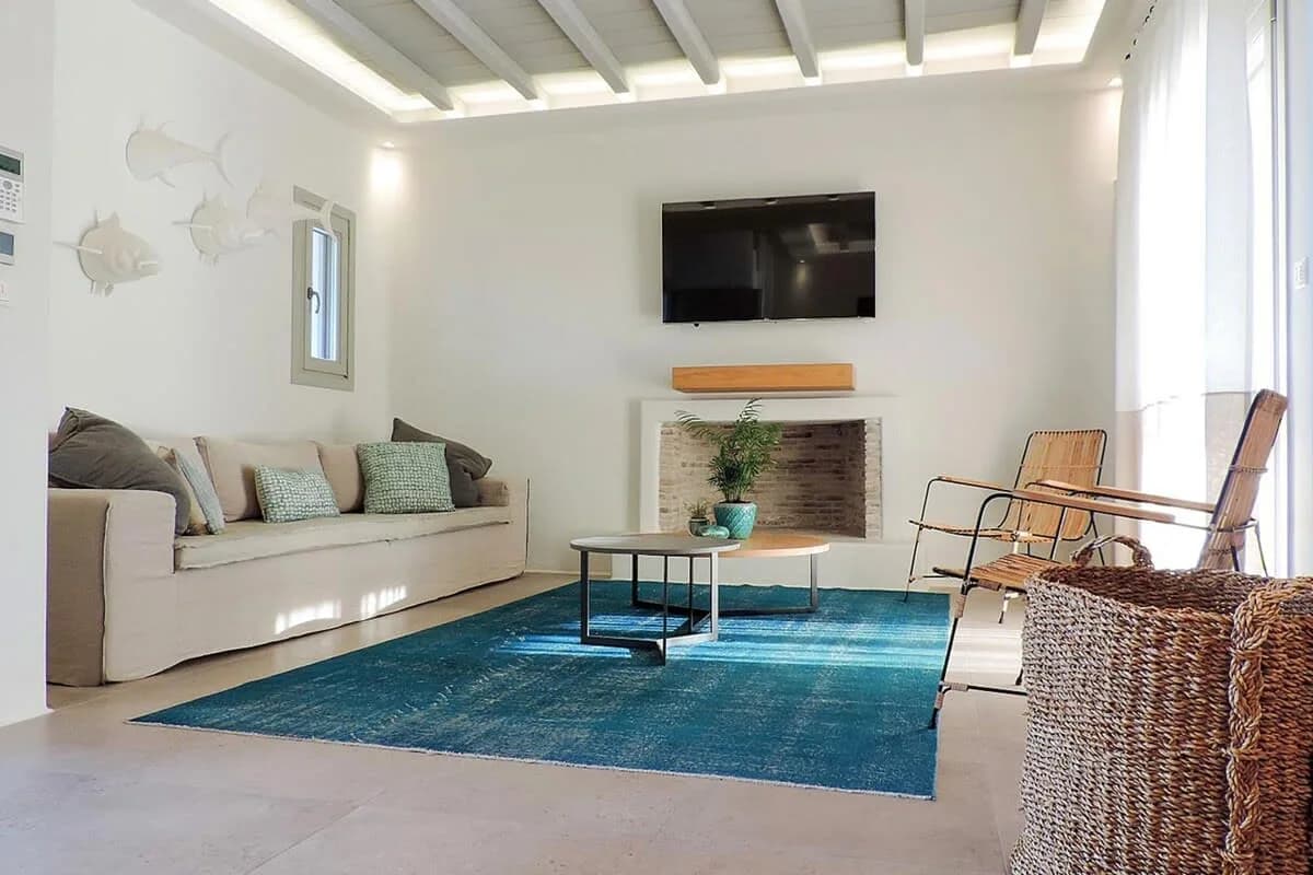 Eastern Posh Villa on the Hills with Lia Beach View photo 2