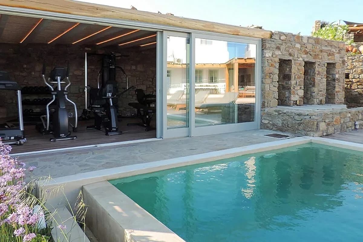 Eastern Posh Villa on the Hills with Lia Beach View photo 5
