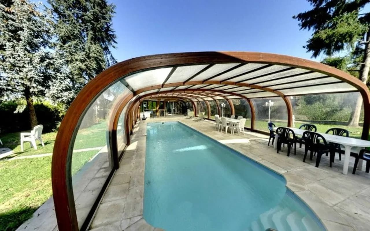 Amazing Castle with Indoor Pool photo 4