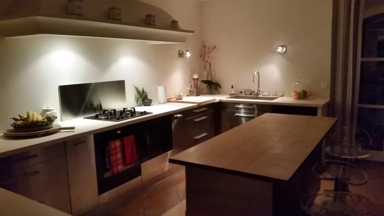 A Beautiful and Warm Villa In Aix-en-provence photo 3