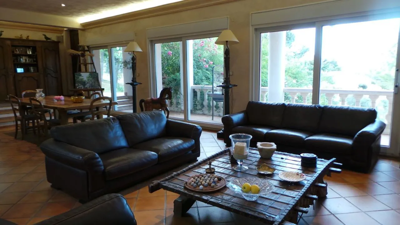 Stunning Olive Grove Villa with 4 Bedrooms photo 2