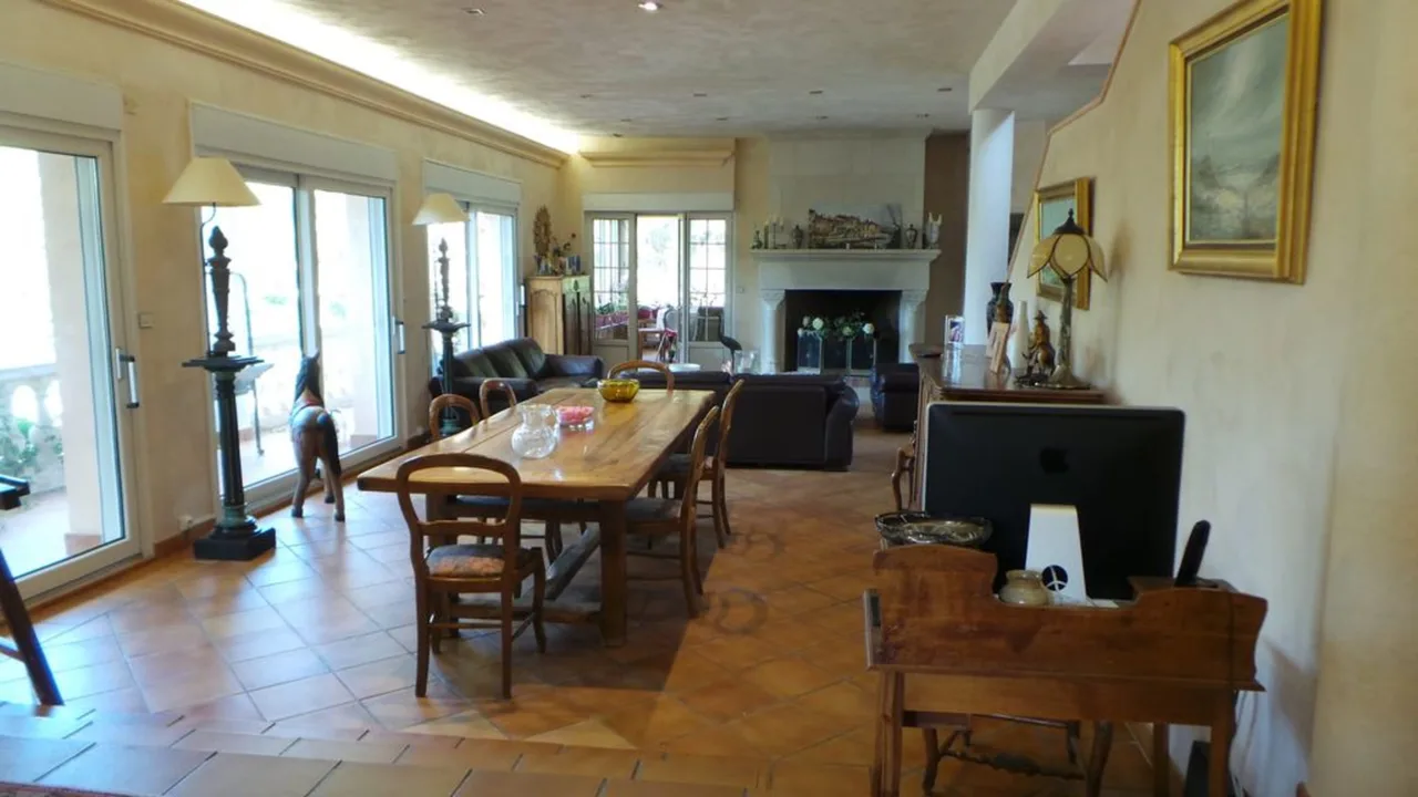 Stunning Olive Grove Villa with 4 Bedrooms photo 3