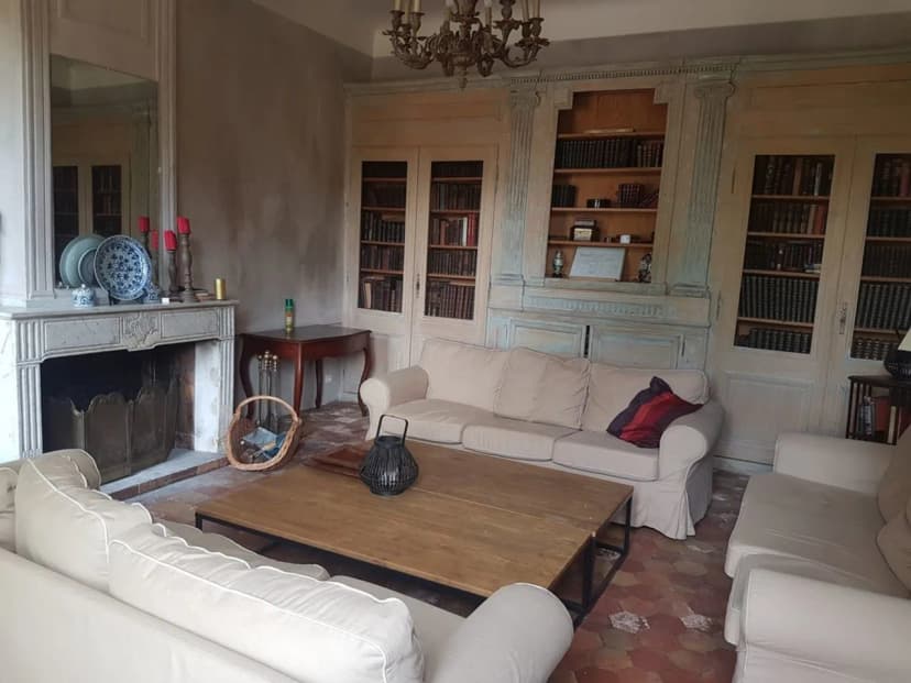 Outstanding Authentic Villa in a Dream Setting