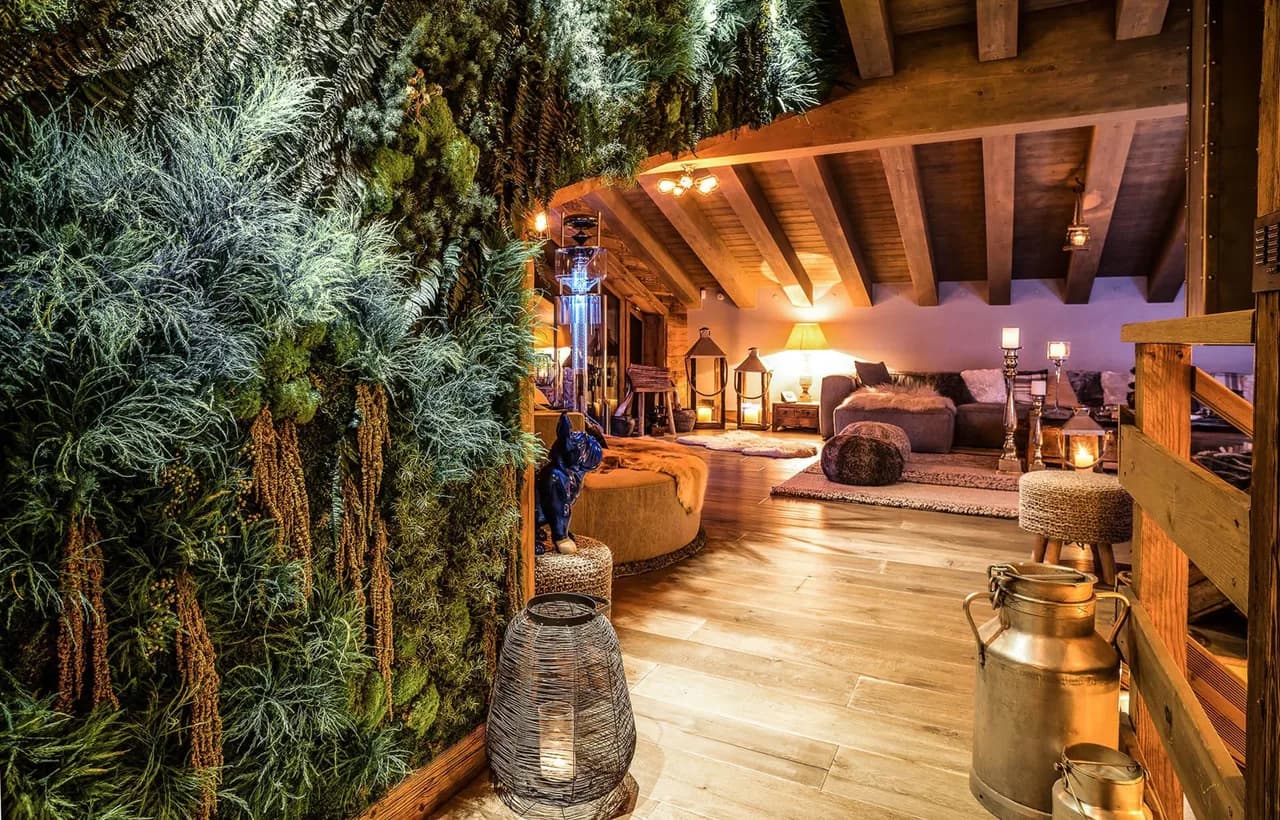 Finest Courchevel Chalet with Wide Views on the Valley photo 4