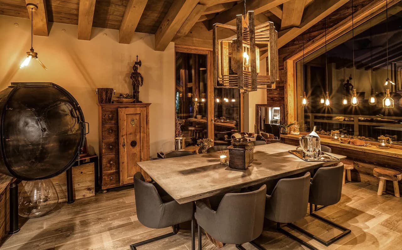 Finest Courchevel Chalet with Wide Views on the Valley photo 5