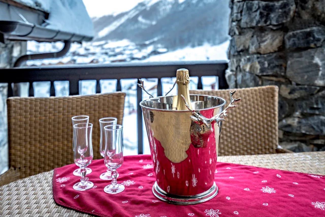 Snow Lover Chalet with Panoramic Views photo 3