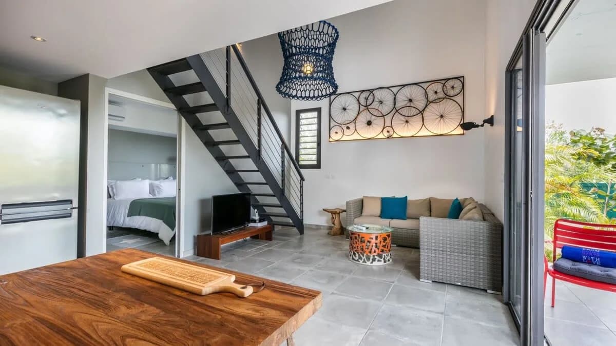 Green Setting Villa close to all Amenities photo 2