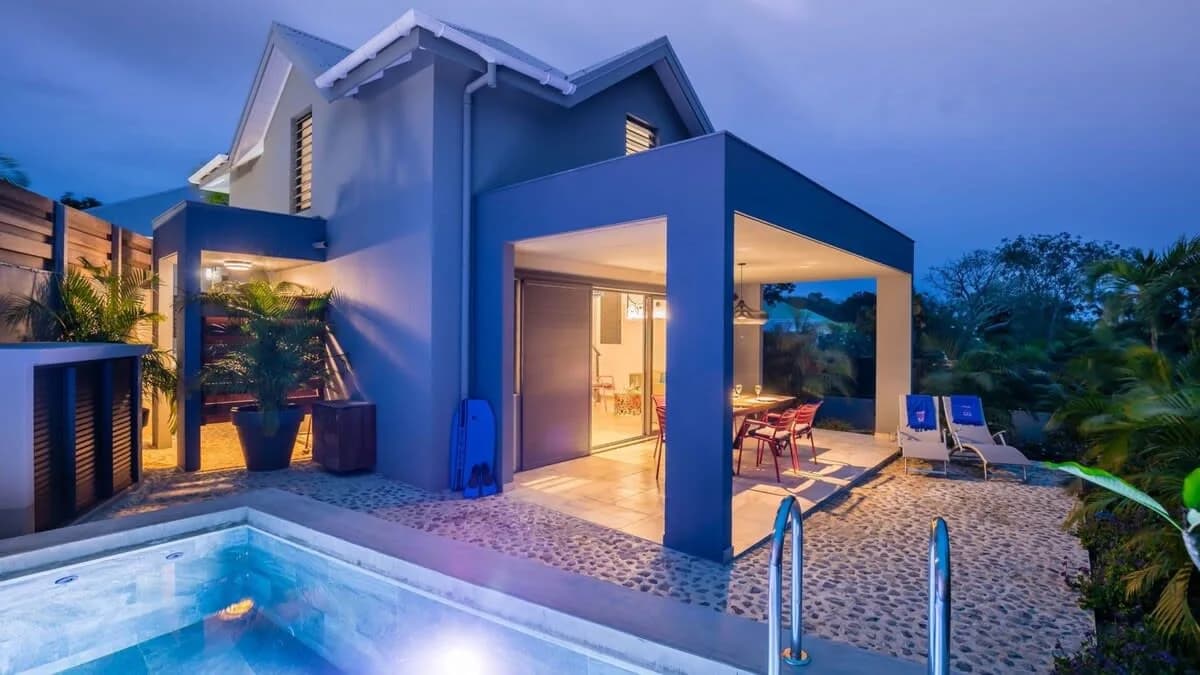 Green Setting Villa close to all Amenities photo 3