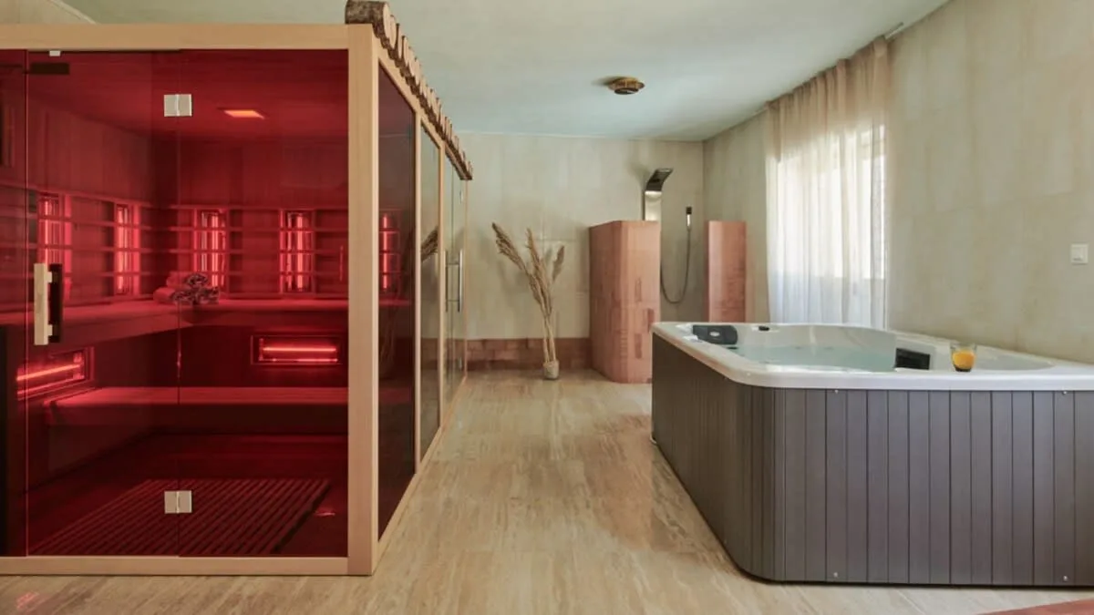 Dalmatian Villa W/ Jacuzzi & Spa Set On The Beach photo 4