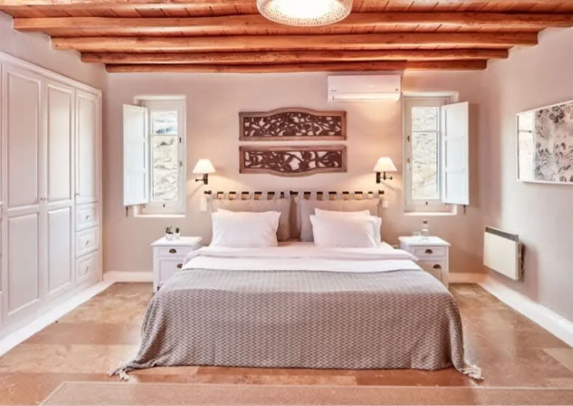 Amazing Hillside Villa photo 3