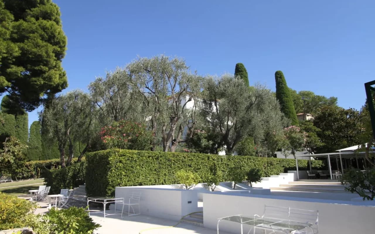 Water Cliff Villa in Cap Ferrat Area