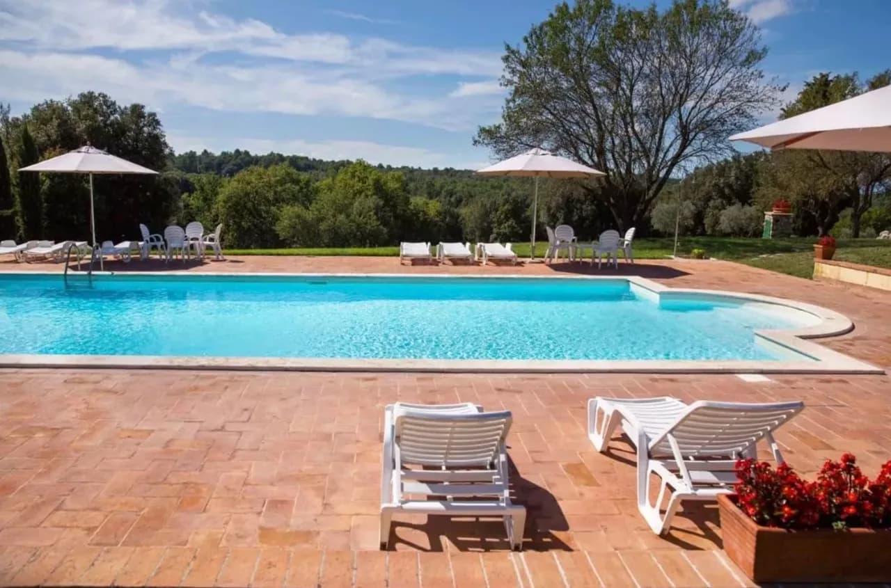 Classy Villa in Countryside with Swimming Pool