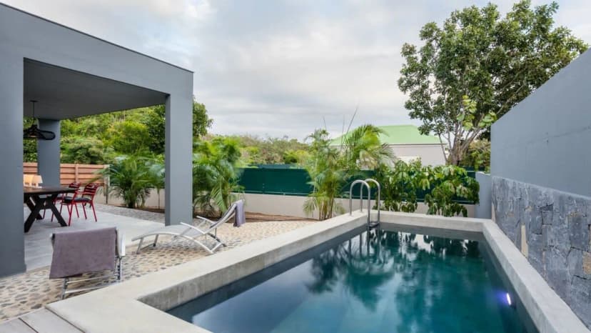 Sublime Villa Near Gouverneur Beach