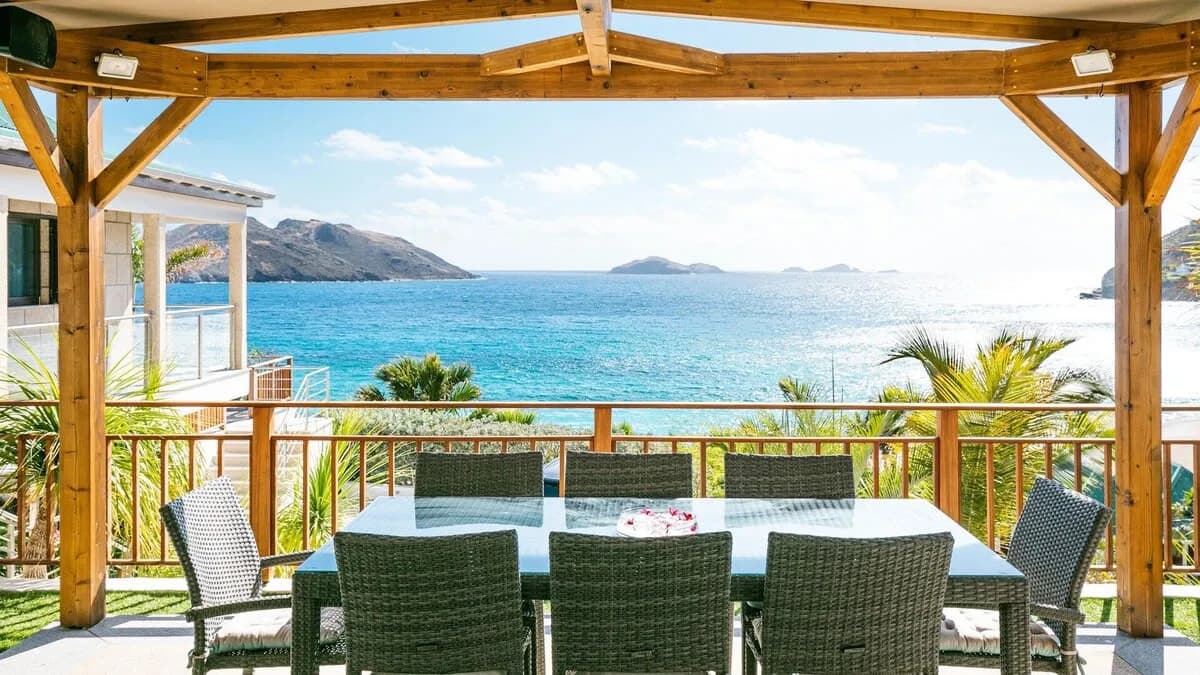 Welcoming Paradise Villa with Breathtaking Sea Views photo 2