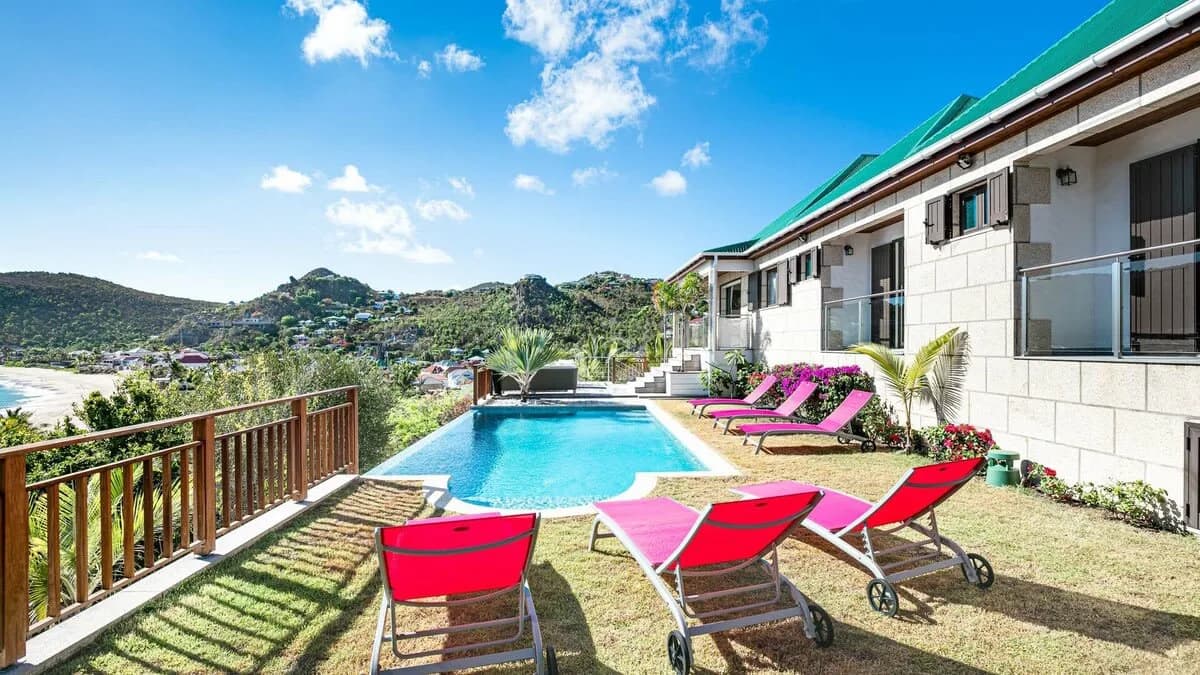Welcoming Paradise Villa with Breathtaking Sea Views photo 3
