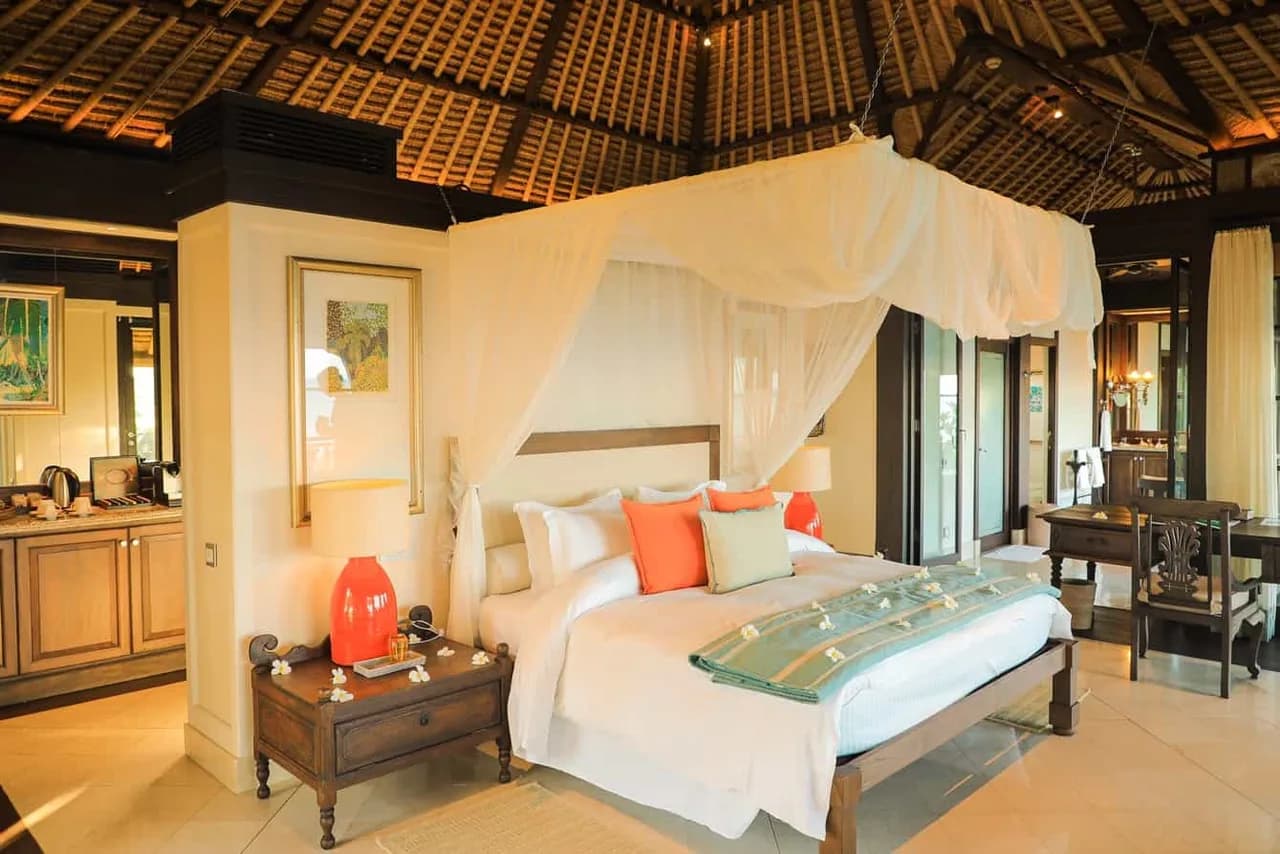Elegant Family Villa with Ocean Views photo 2