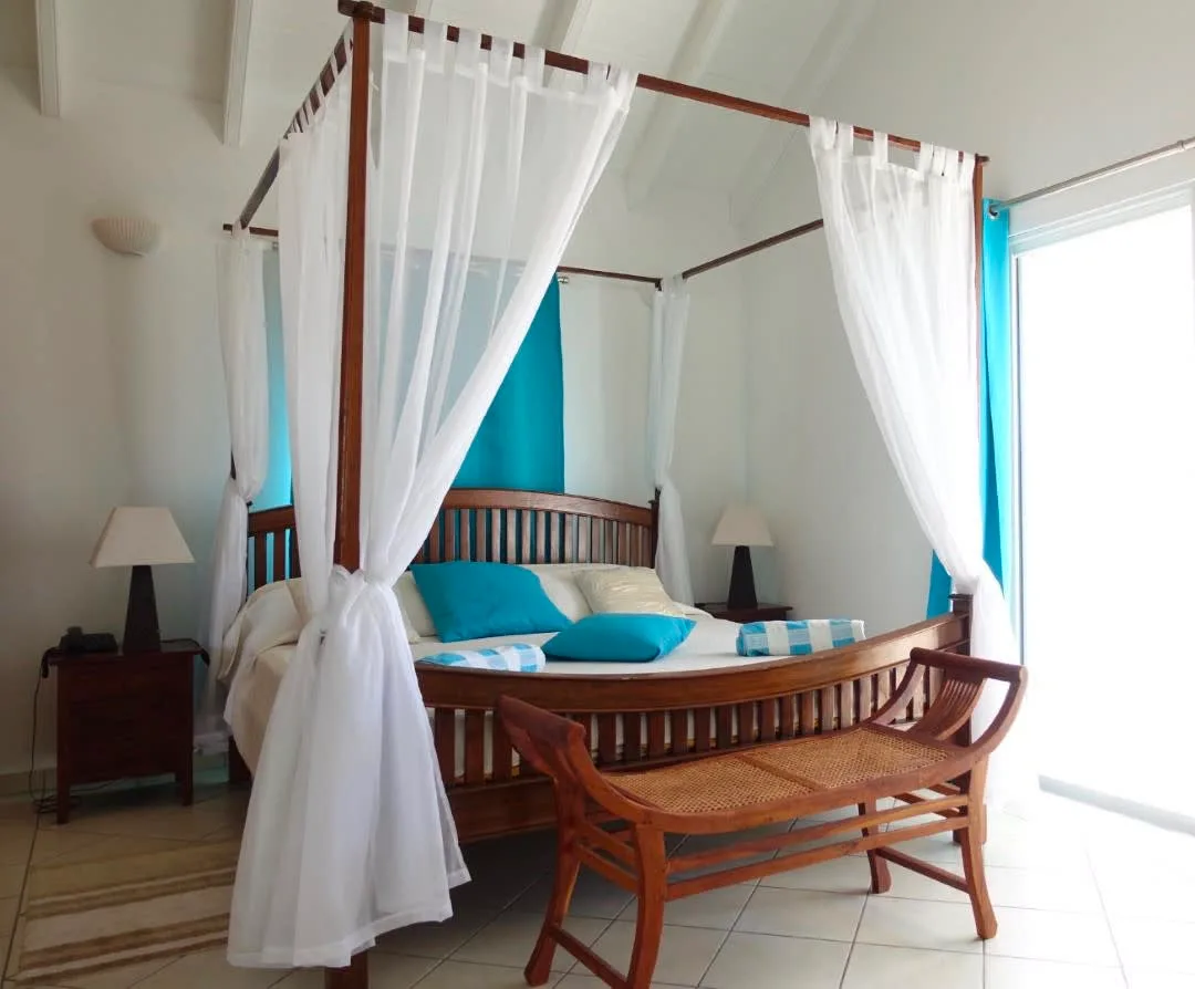 Tranquil Luxe Villa with a Magnificent View of St. Jean Bay photo 4