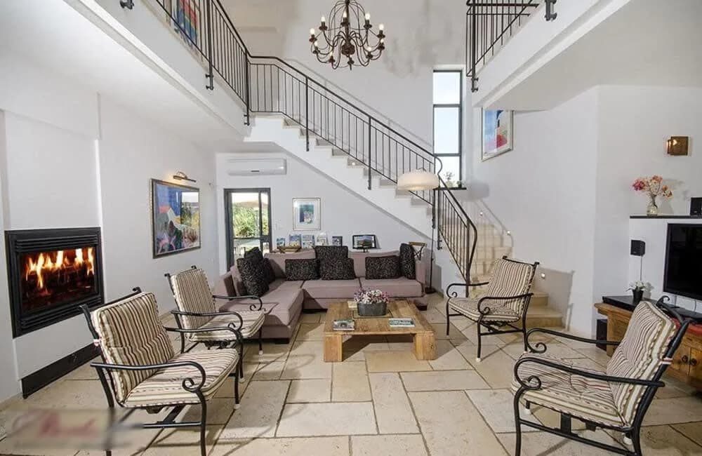 Deluxe Tower 6 BR Villa in Amazing Town of Midgal photo 3