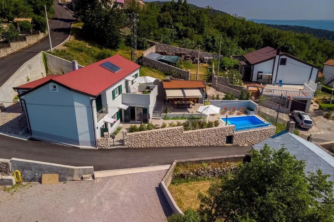 Bakarac's Deluxe Villa with Amazing Sea Views photo 5