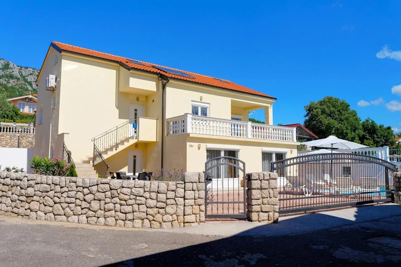 Blissful Villa with Private Pool in Crikvenica photo 2