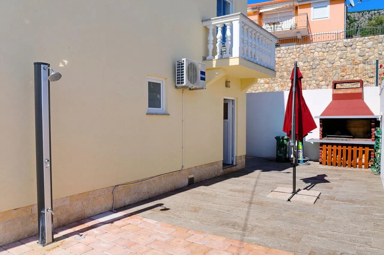 Blissful Villa with Private Pool in Crikvenica photo 4
