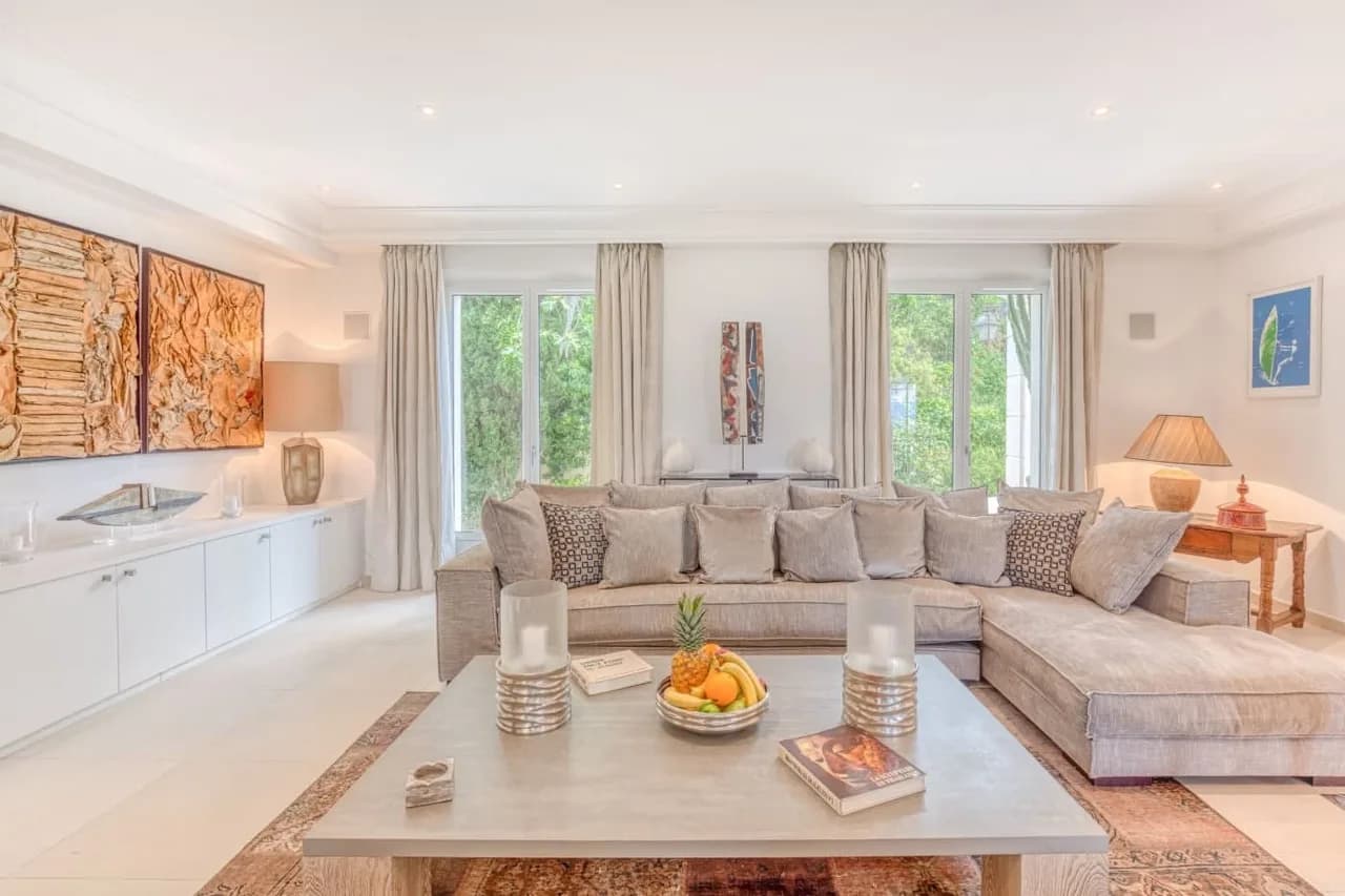 Luxurious Home Villa in the Heart of Saint Tropez photo 2