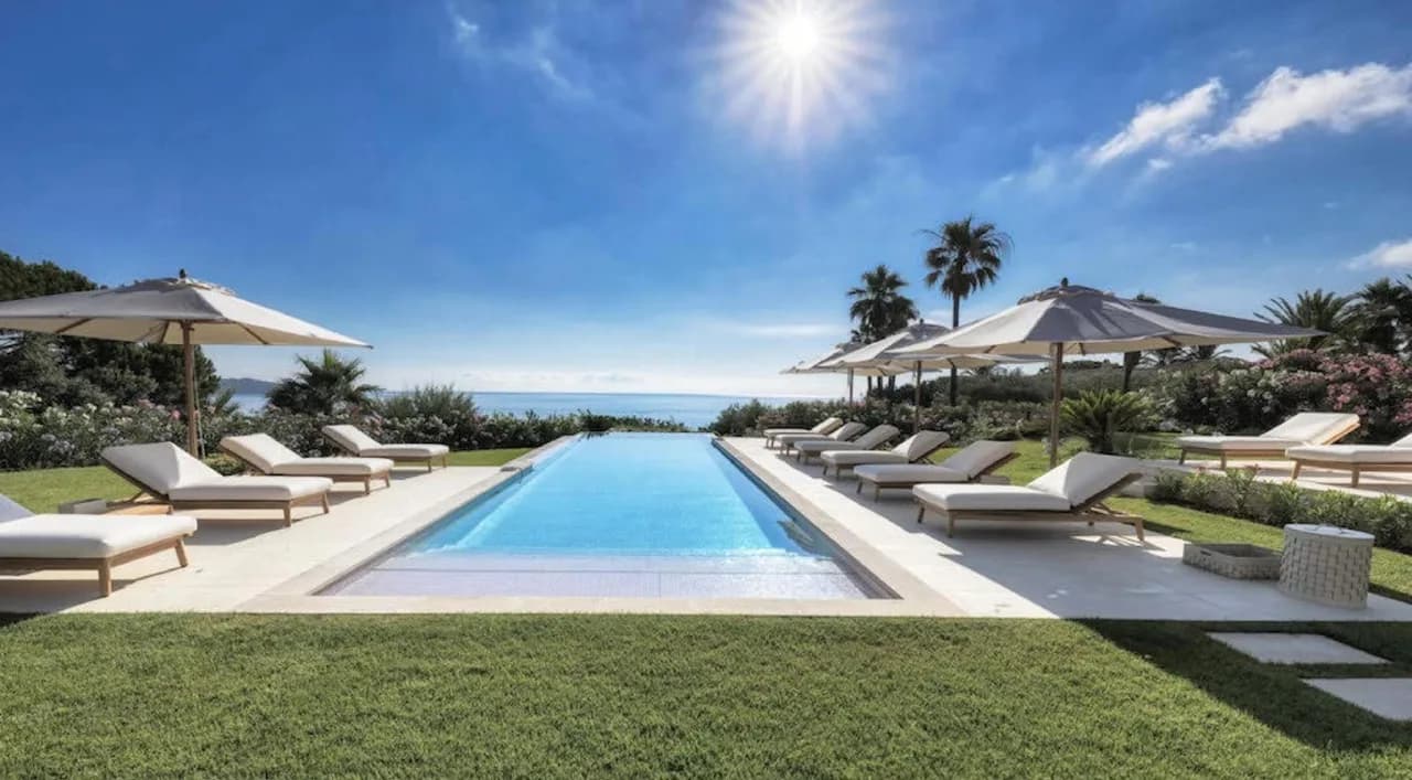 Heaven's Gate Villa Near Pampelonne Beach photo 3