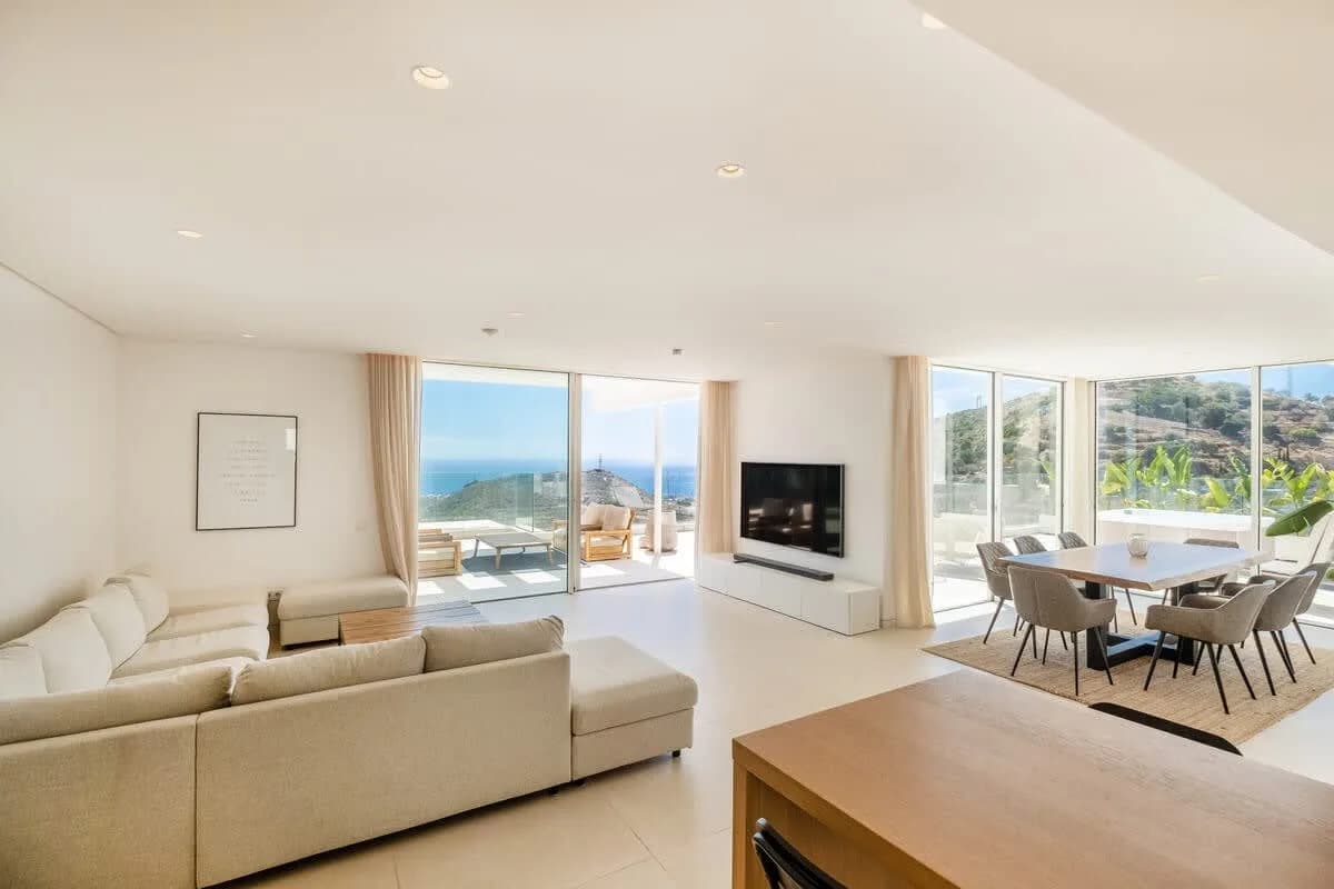 Luxury Rooftop Penthouse in Marbella, Andalusia, Spain photo 3