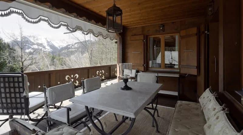 Hilltop Deluxe Apartment in Gstaad photo 4