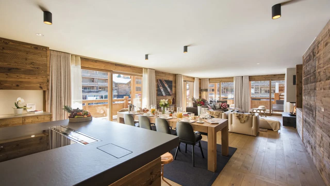 An Amazing Ski-In, Ski-Out Chic Penthouse photo 4