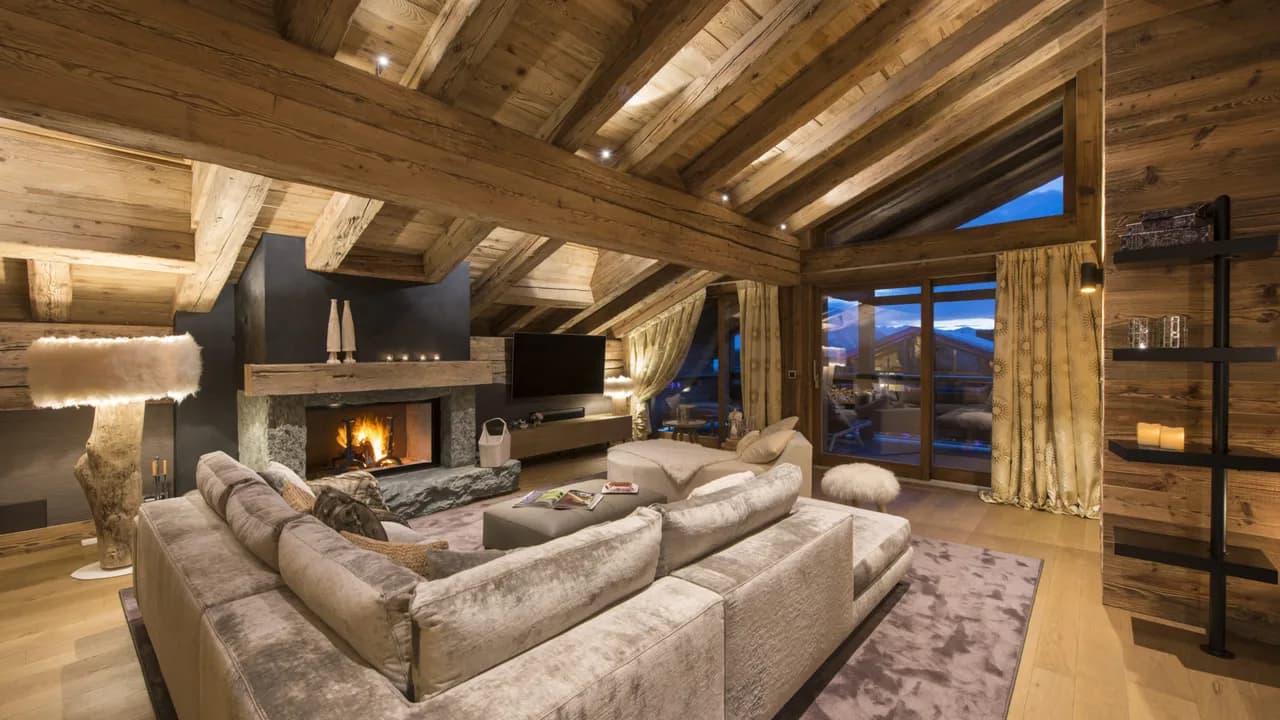 Chic Ski-in, Ski-out Penthouse in Verbier photo 3