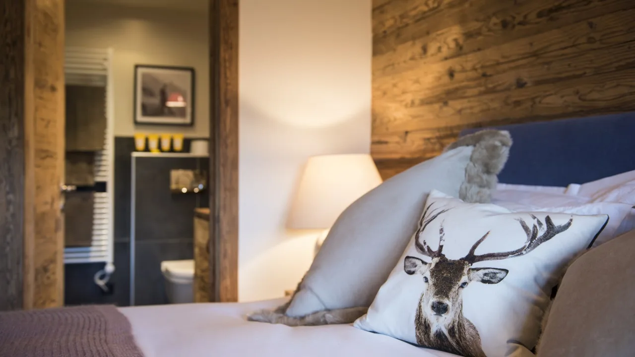 Deluxe Uplands Chalet with Mountain Views photo 4