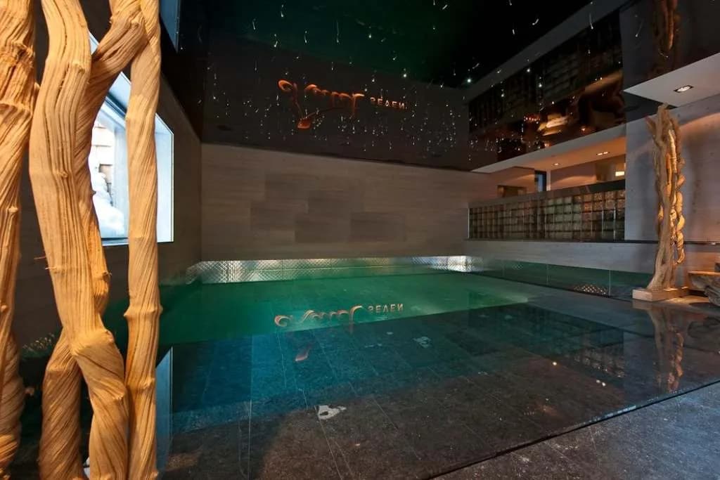 Oriental Inspired Chalet in the Mountains photo 4