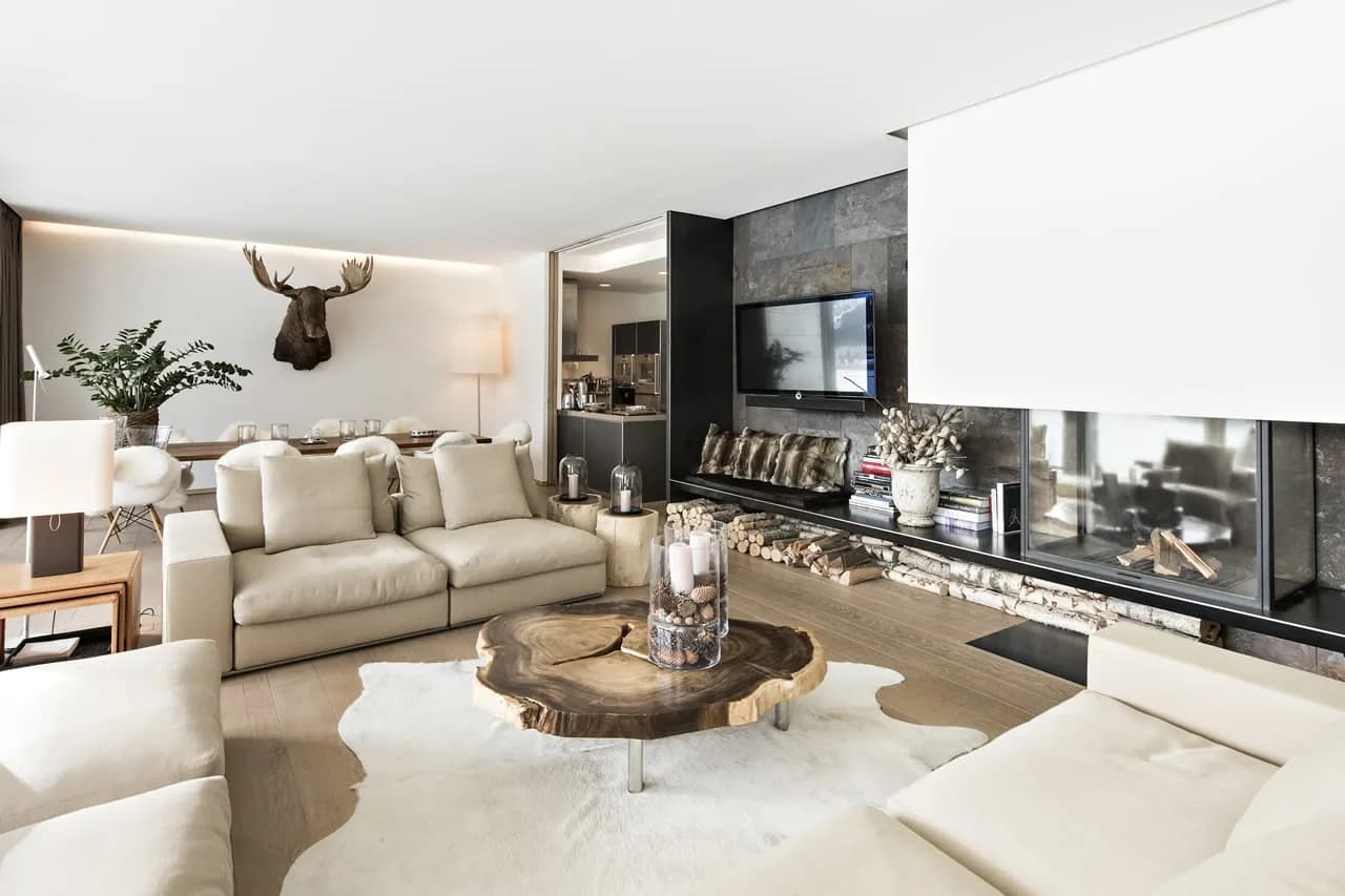 All Access Apartment in a Very Ideal Location photo 2