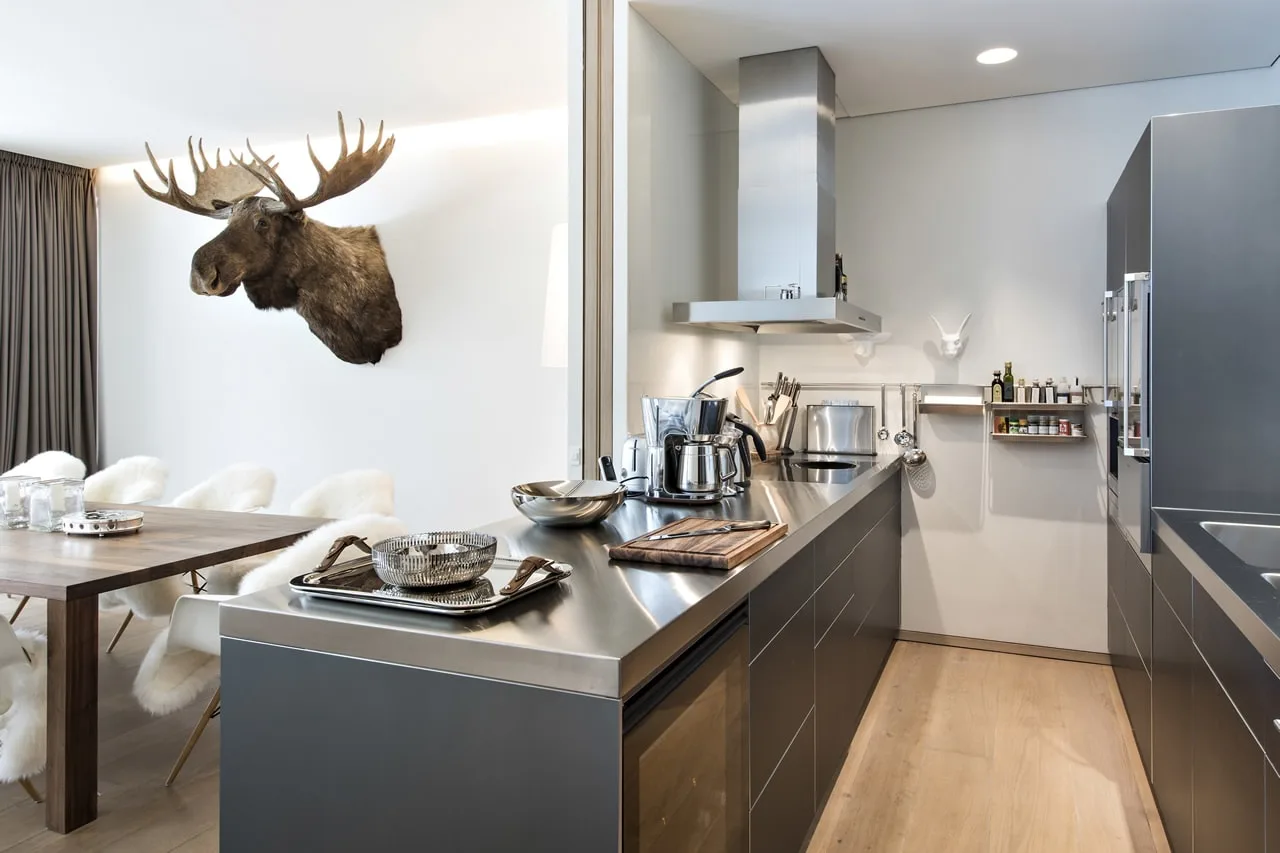 All Access Apartment in a Very Ideal Location photo 3