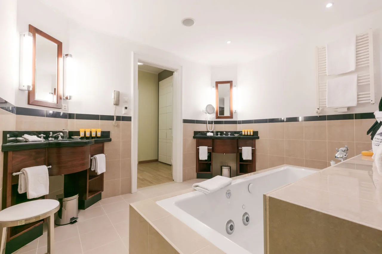 Lively 4 br Flat with Engadin Valley photo 4