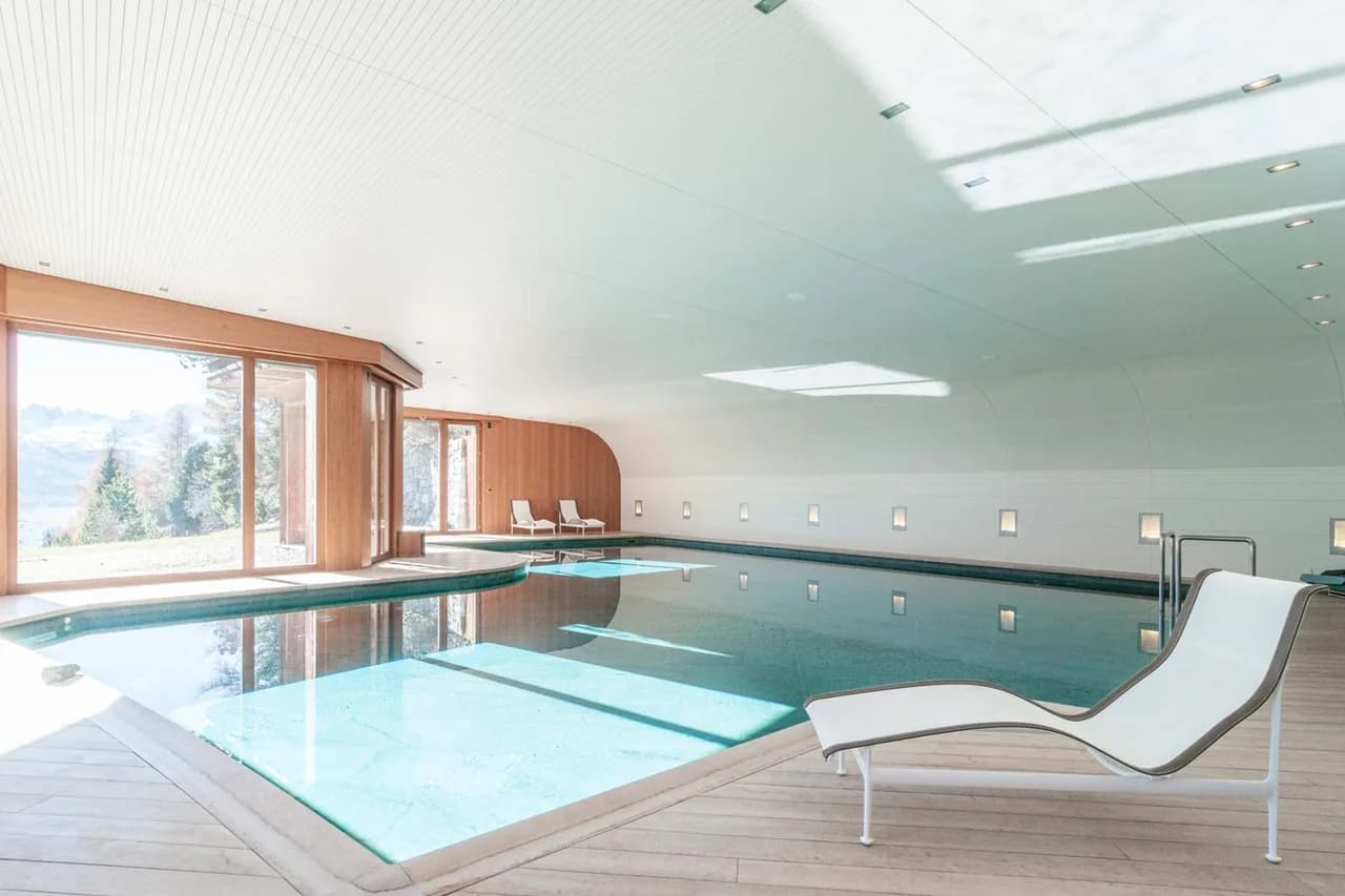 Wonderful Chalet Near the Vibrant Town Centre photo 2