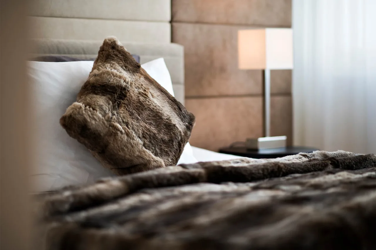 Elegant Deer Flat Offering Spectacular Views photo 5