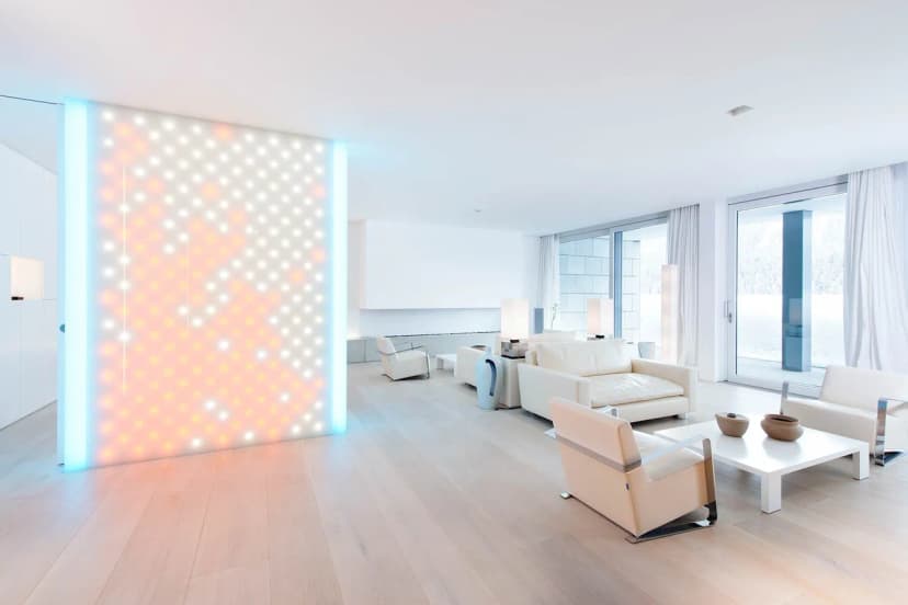 Classic White Apartment with Spa Area and Jacuzzi