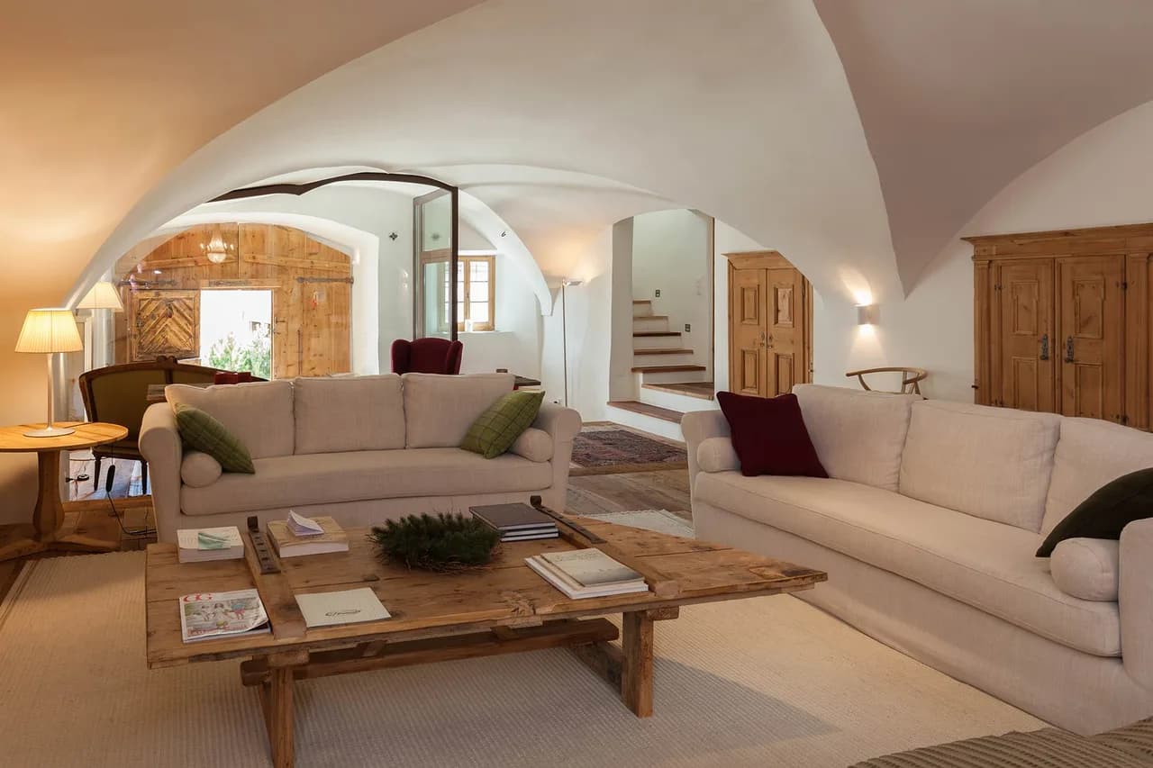 Cultured Apartment in the Old Town Centre