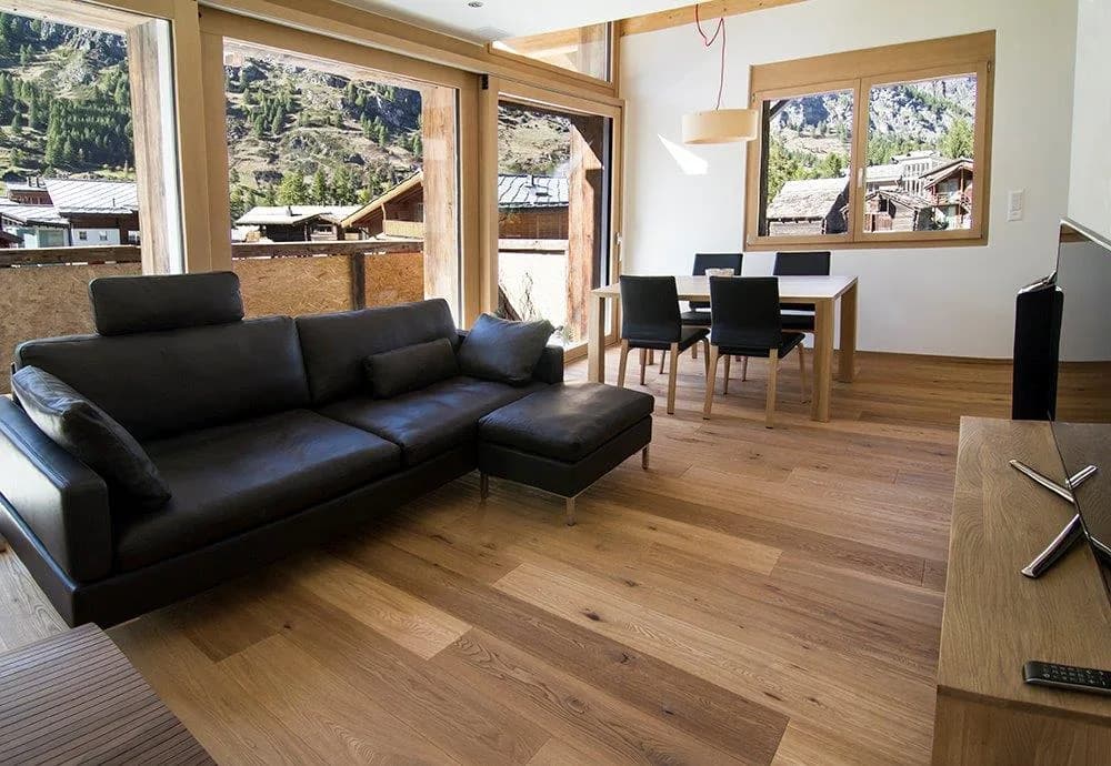 A Ski Chalet in a Fantastic Location photo 2