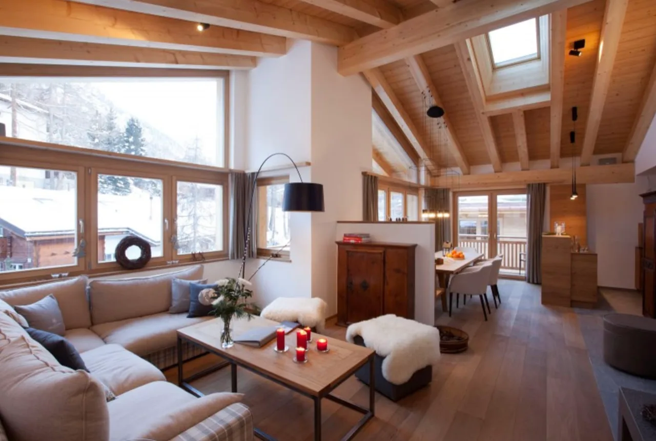 Ideally Located High Class Diamond Chalet photo 3