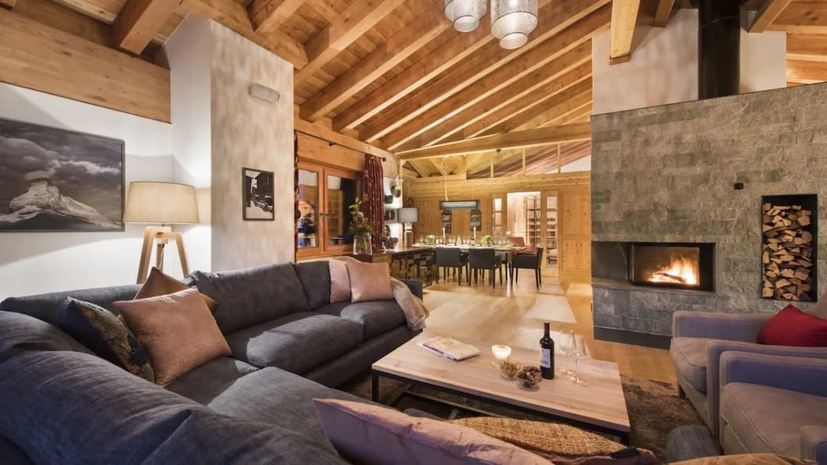 Precious Chalet in the Heart of Winkelmatten