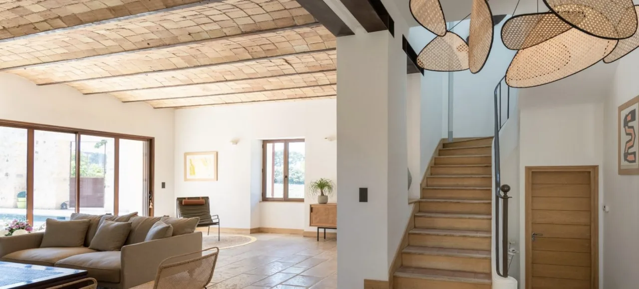 Fresh Grape Farmhouse in a Perfect Location photo 4