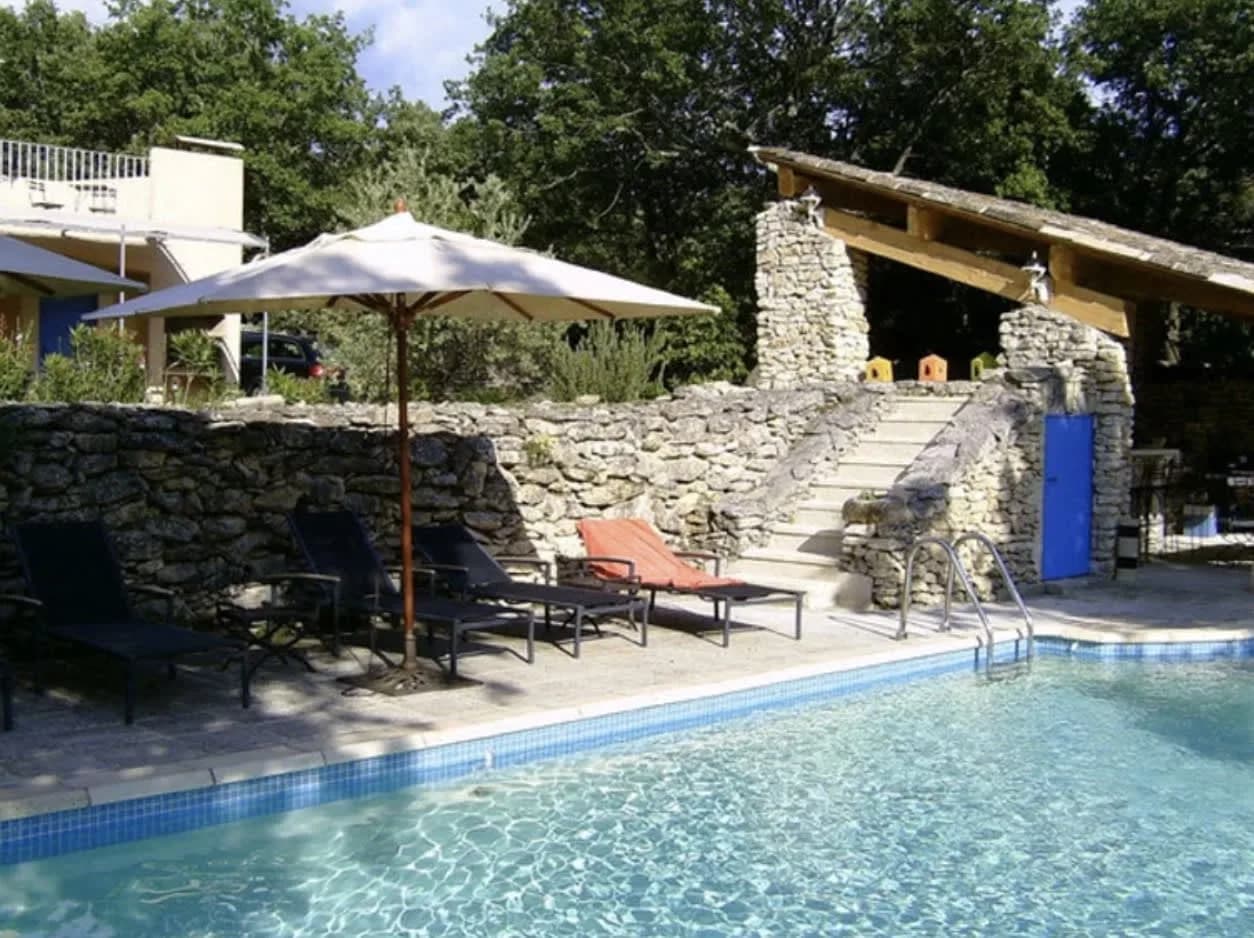 Country House with Mont Luberon Views photo 5