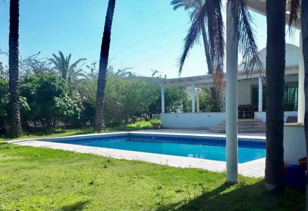 Sunny Caesarea Villa With Garden Atrium photo 3