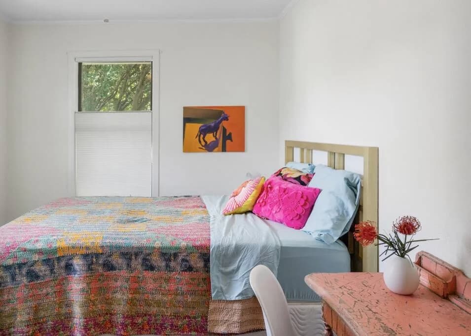 Pleasing Home in a Very Ideal Location photo 4